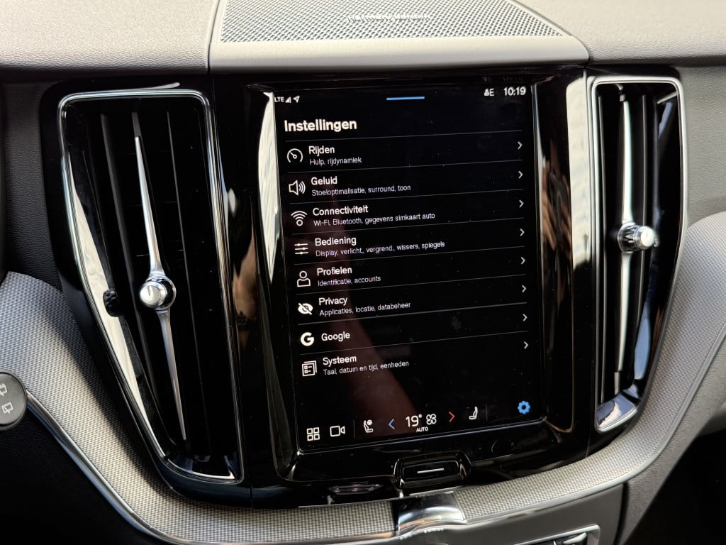 Volvo XC60 t8 455pk recharge black edition| full options !!