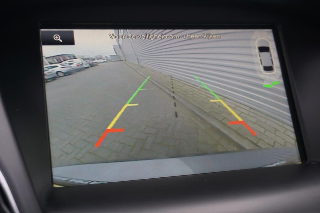 Ford Focus 1.0 titanium edition 1e eigenaar / navi / climate controle / cru