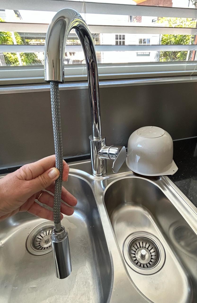 Hans Grohe-keukenkraan type focus (chroom), met uittrekbare vuistdouche