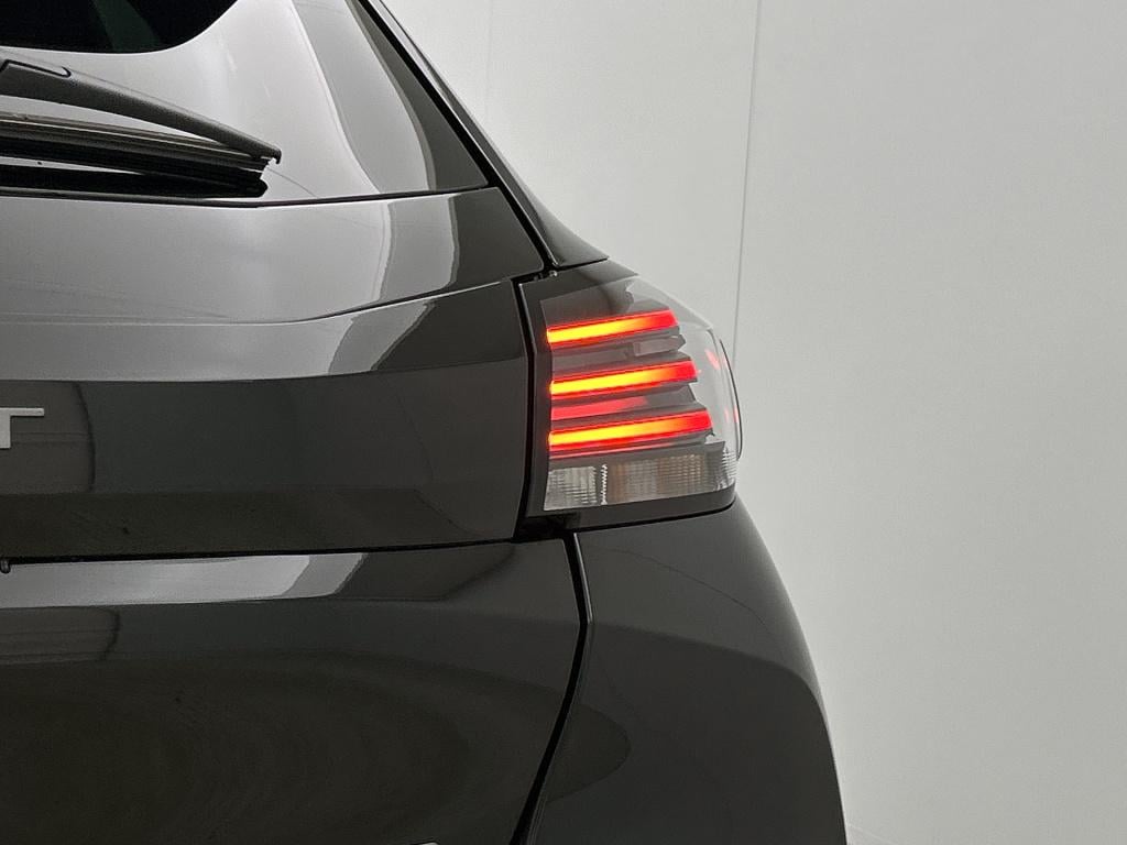 Peugeot 208 hybrid 110 pk automaat business | rijklaar | navigatie | camera