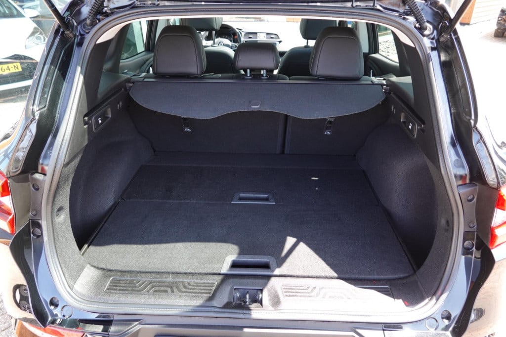 Renault Kadjar 1.3 tce 140-pk limited automaat
