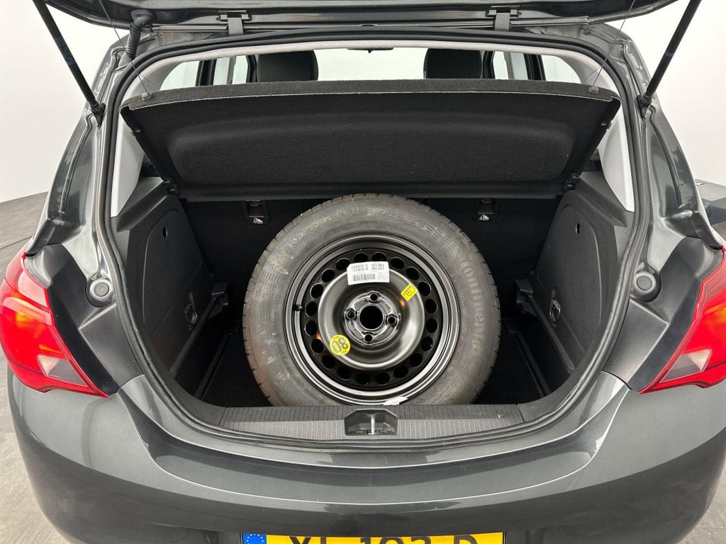 Opel Corsa 1.4 favourite | airco | cruise control | bluetooth