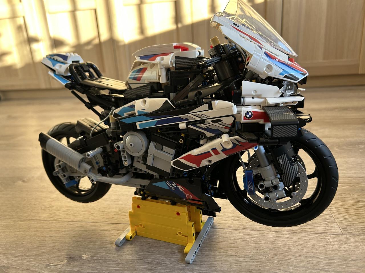 Lego Replica – 42130 - Technic – BMW M 1000 RR