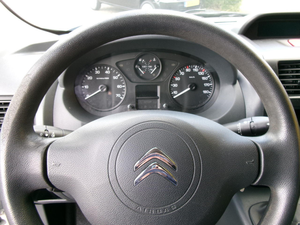 Citroen Jumpy 1.6 hdi l1/h1 airco, cr.control, side-bars