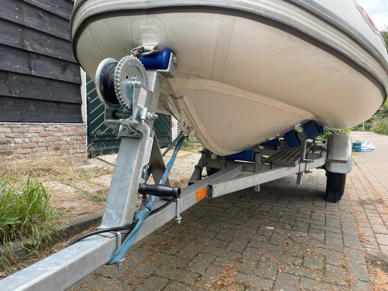 4mtr RIB allu.V-bodem +25pk Honda BB