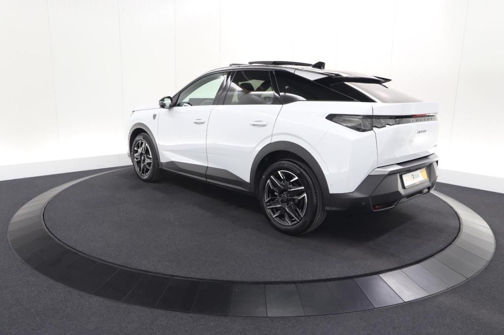 Peugeot 3008 1.2 hybrid 136 gt | panoramadak | focal audio | alcantara exec