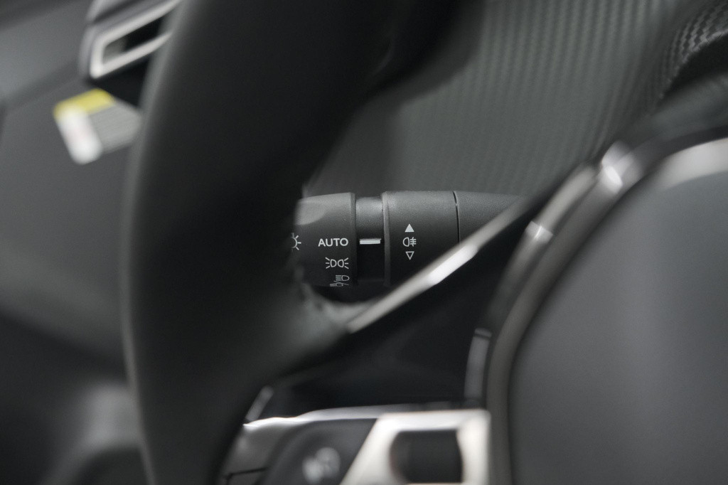 Peugeot 208 puretech 100 allure | 360 camera | adaptieve cruise control | n