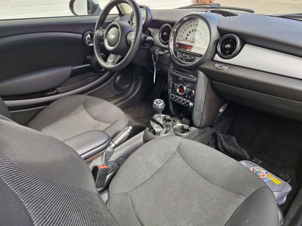 Mini Cooper mini 1.6 123 pk pepper