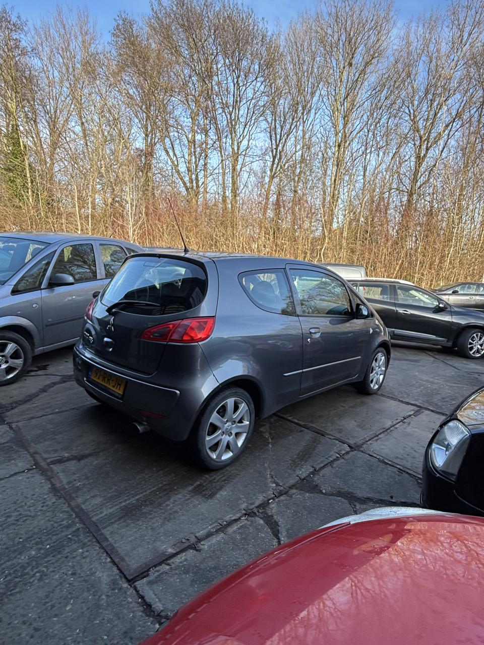 Mitsubishi colt voljaar apk