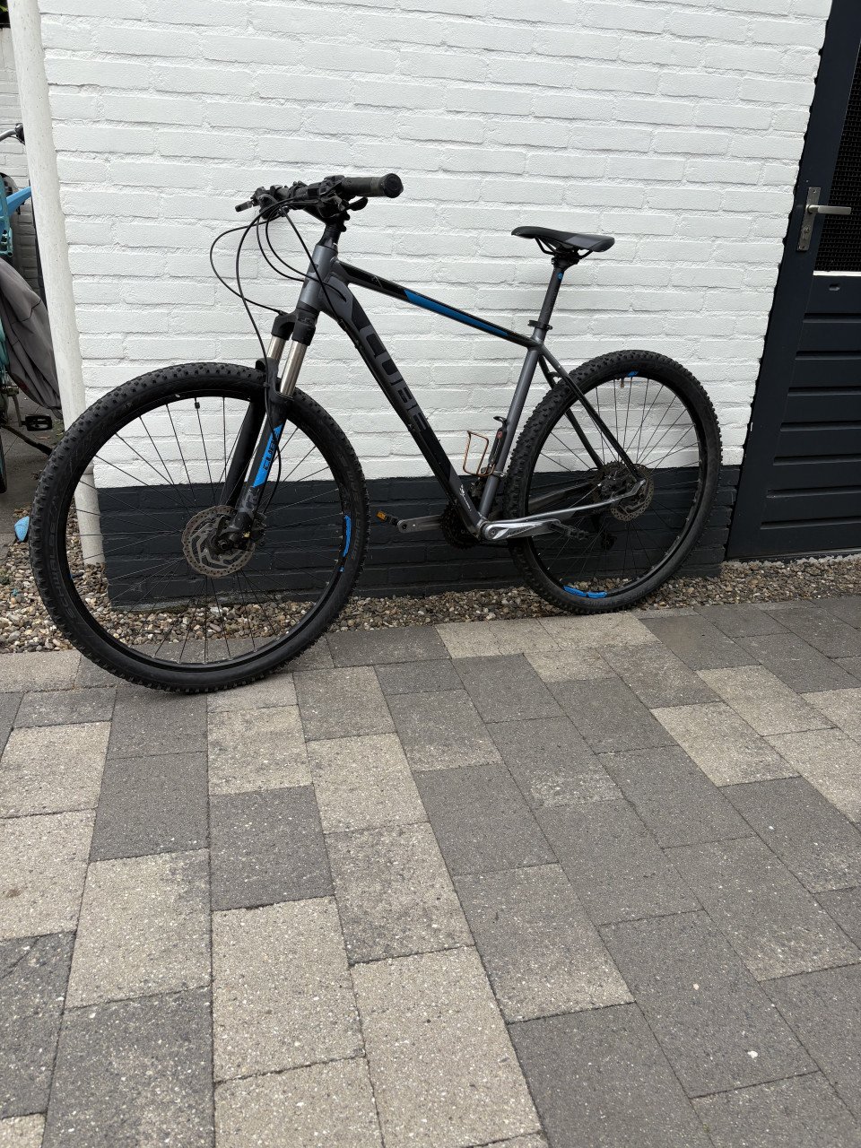 MTB CUBE zwart 29”/ 52cm