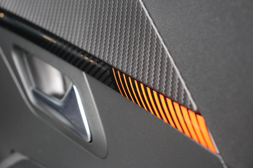 Peugeot 208 1.2 puretech active - navi - carplay - cruise - nap org nederla