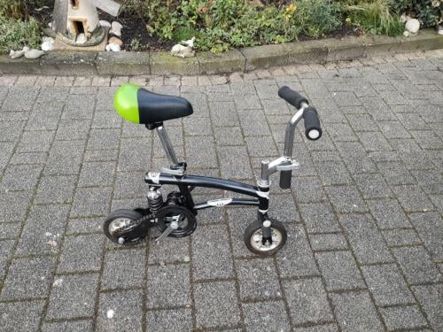 Clown-acrobaat mini fietsje