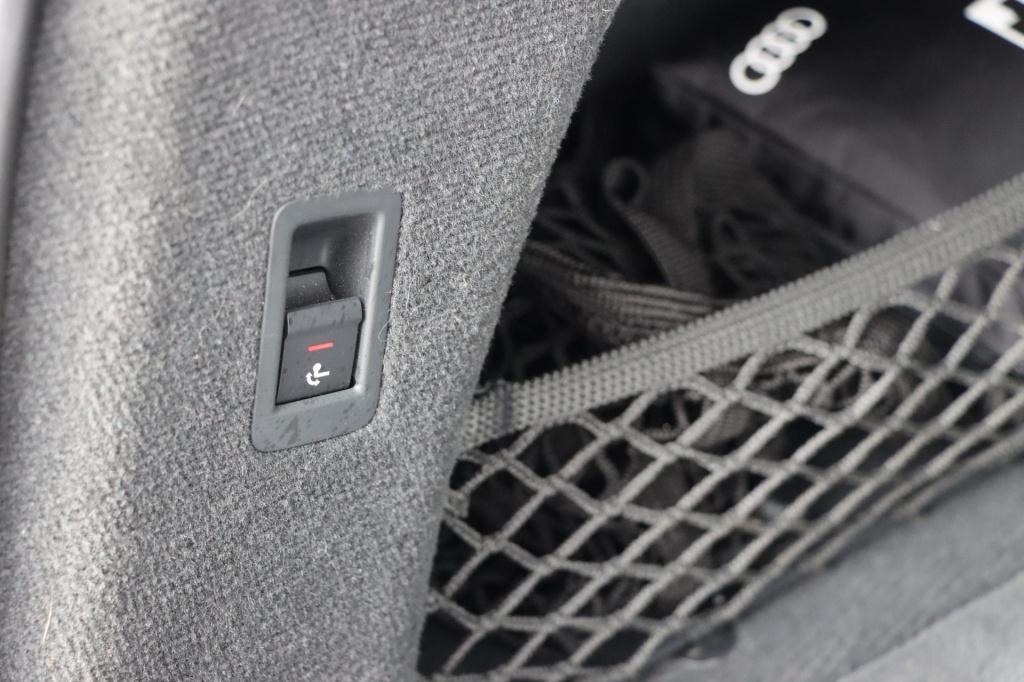 Audi A6 avant 50 tfsi e quattro s edition competition 300pk s tronic