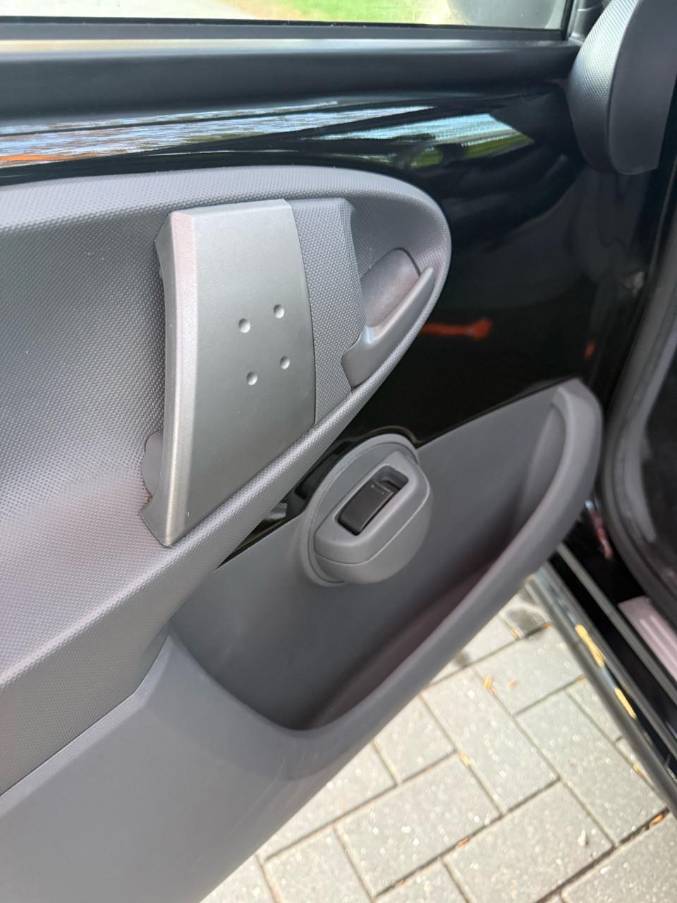 Nette Peugeot 107 1.0 5DR 2010 Open dakje, Airco, Carplay!