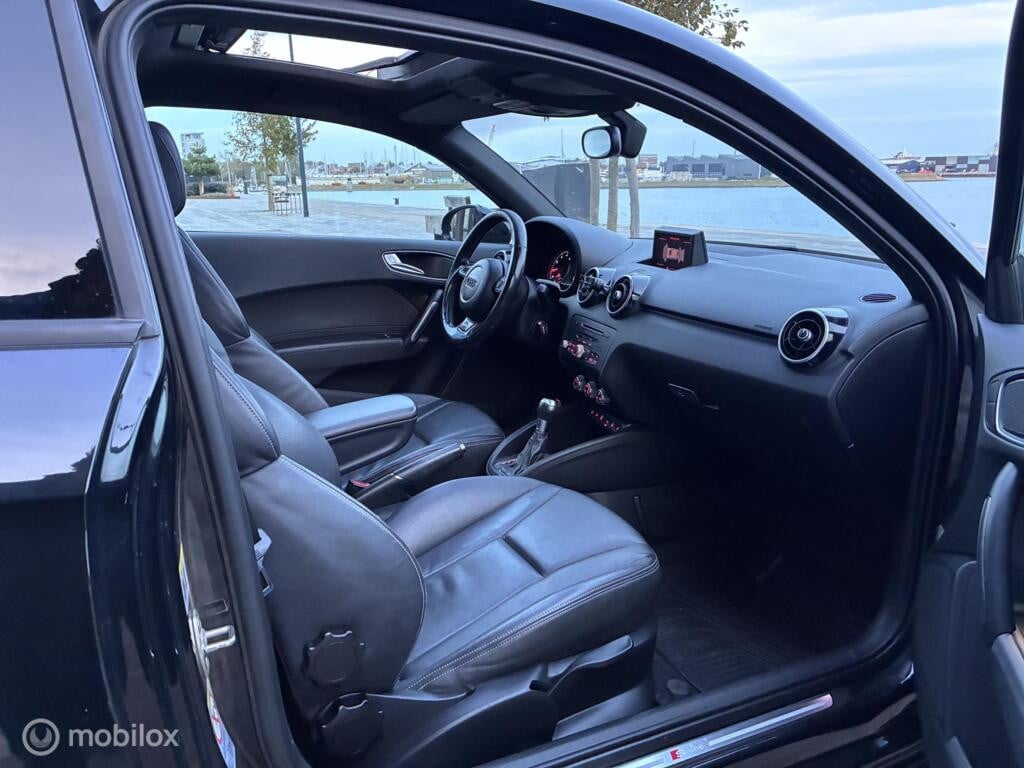 Audi A1 1.4 TFSI S-Line Panorama Automaat km205.202 Nap BJ2011