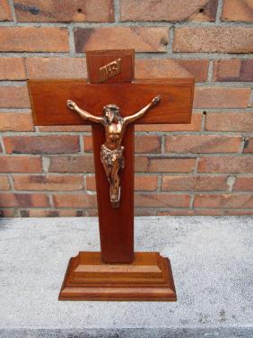 Vintage houten kruis beeld.