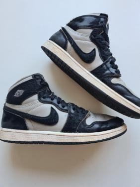 Nike Air Jordan High zwarte - grijze sneakers mt 34