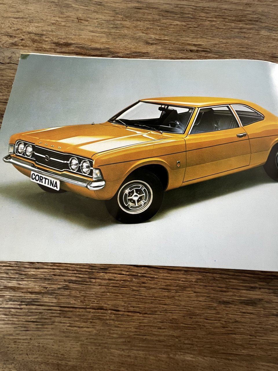 Ford Cortina autobrochure