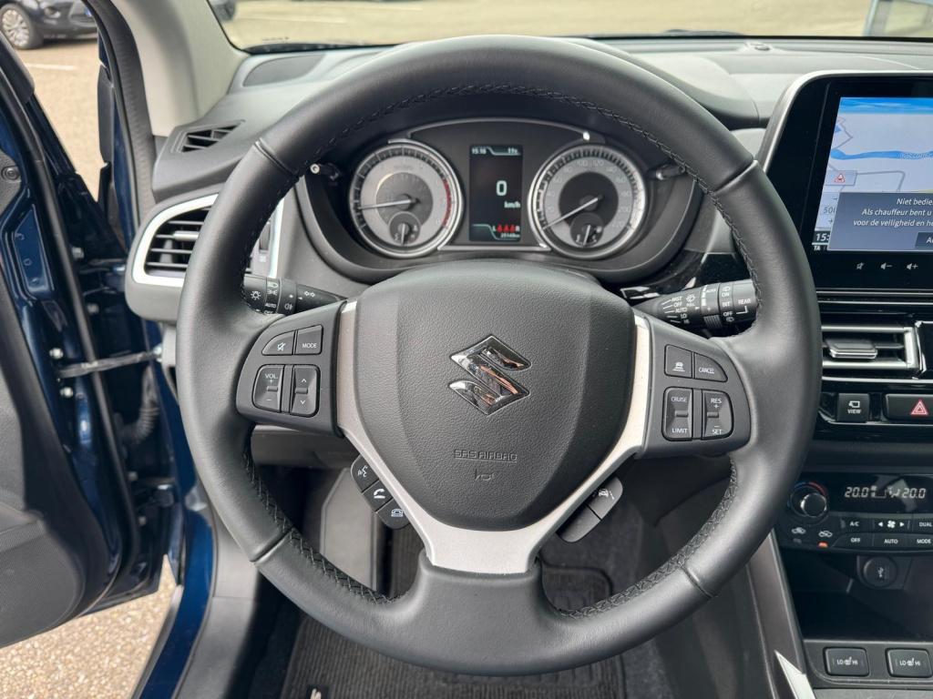 Suzuki Sx4 S-cross 1.4 boosterjet style smart hybrid