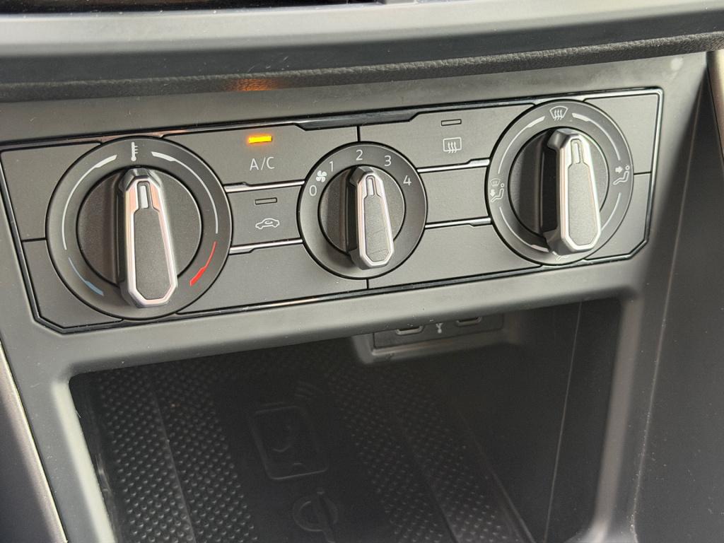 Volkswagen Polo 1.0 tsi 96pk comfortline | adapt. cruise | navi | carplay |