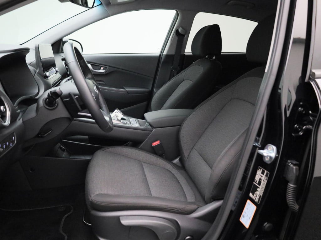 Hyundai Kona ev fashion 39 kwh