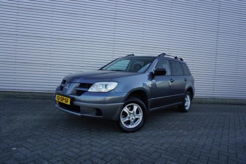 Mitsubishi Outlander 2.0 invite+ airco / cruise / elektr. ramen / trekhaak 