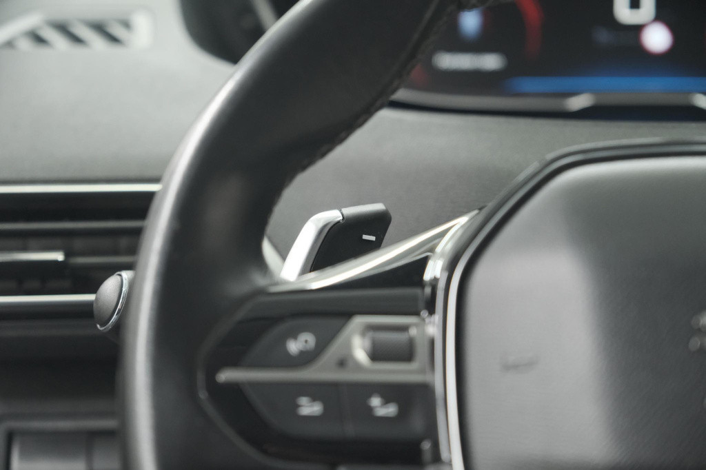 Peugeot 3008 puretech 130 eat6 allure | camera | dodehoekdetectie | elektri