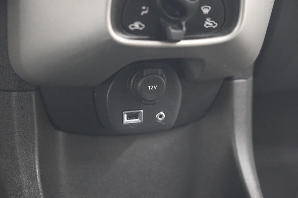 Peugeot 108 1.0 e-vti blue lion | airco | bluetooth | elektrische ramen | 5