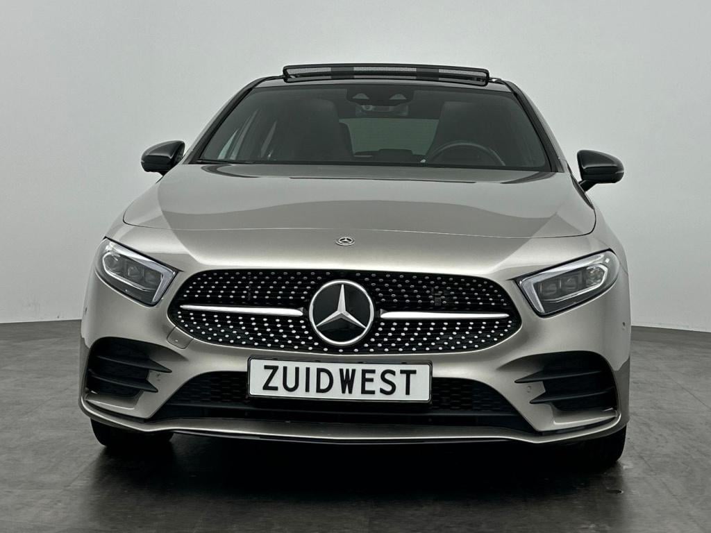 Mercedes-Benz A-Klasse 250 e amg line pano acc 360 leder