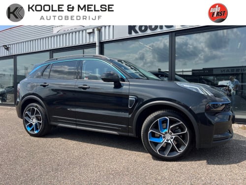 Lynk & Co 01 1.5 261pk plug in hybrid , panodak , 360 camera , adaptive cc