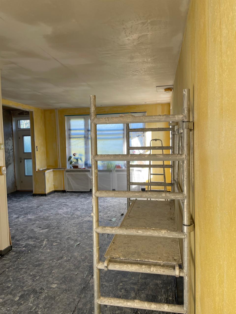 Stukadoor & Schillderwerk : 0687255401.Hari