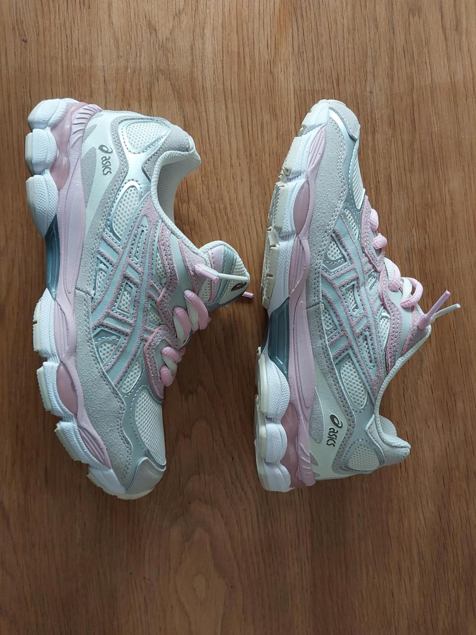 Asics SportStyle Gel unisex sneakers