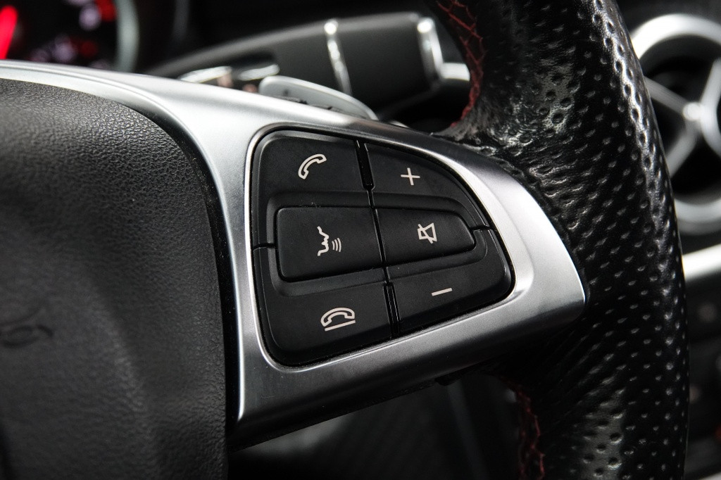 Mercedes-Benz A-Klasse 180 | amg-styling | pano | verkocht