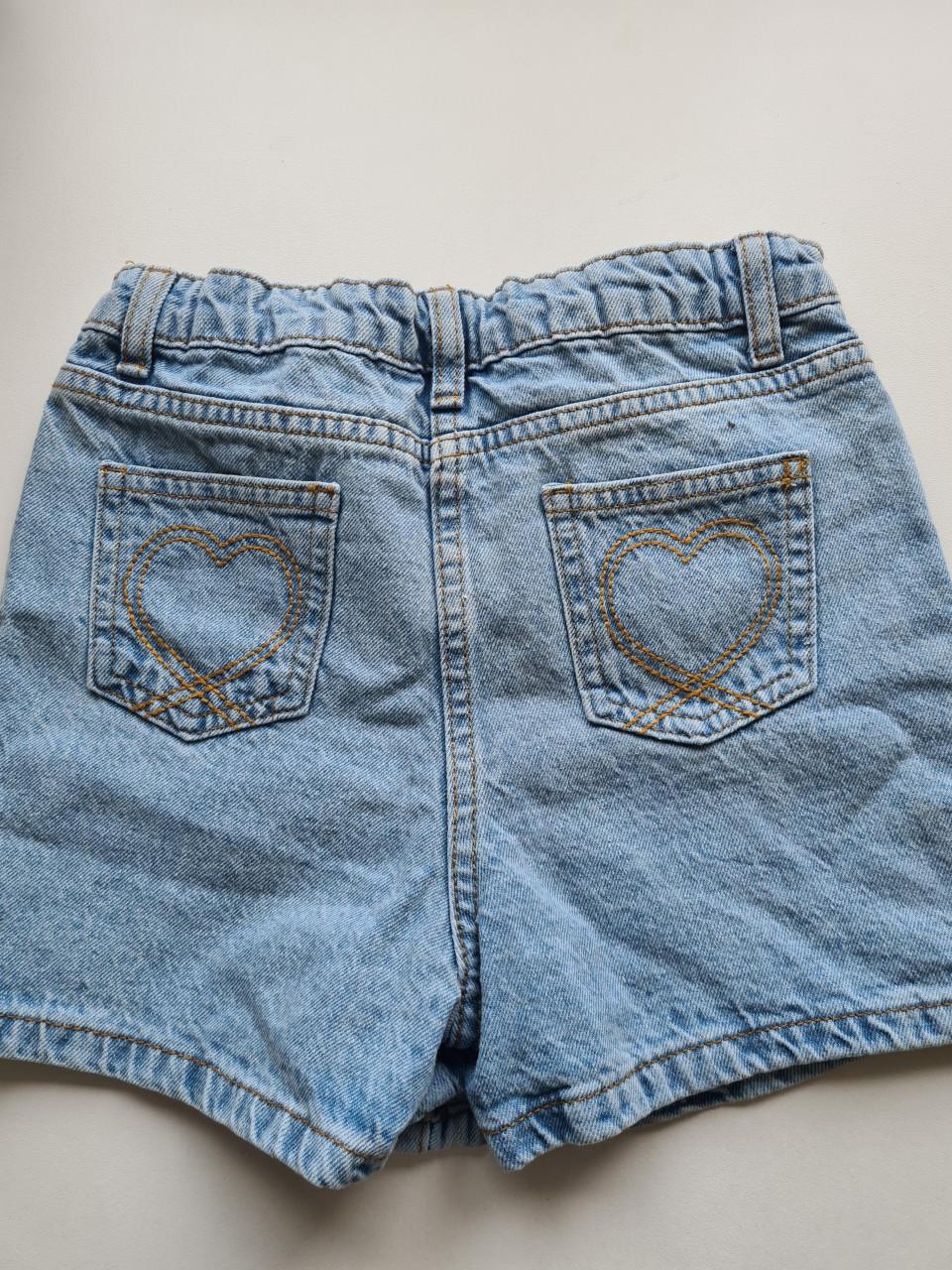 Lichtblauw spijkerstof rokje / broekje van YFK Maat 128