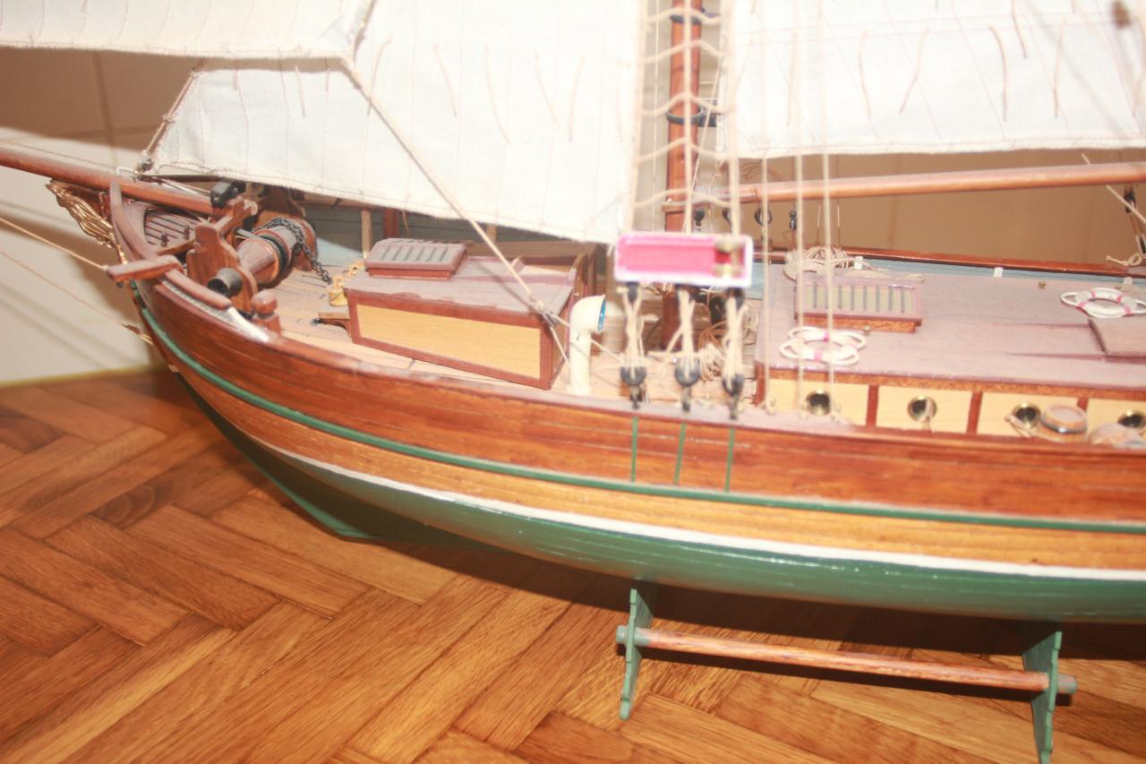 Zeilboot,,handgemaakt..70/70 cm