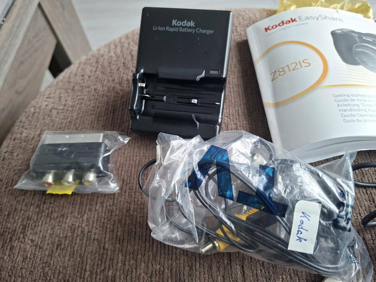 Te koop camera  Kodak easyshare Z8121s