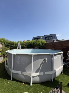 Intex zwembad 457 x 122 inclusief zandfilterpomp