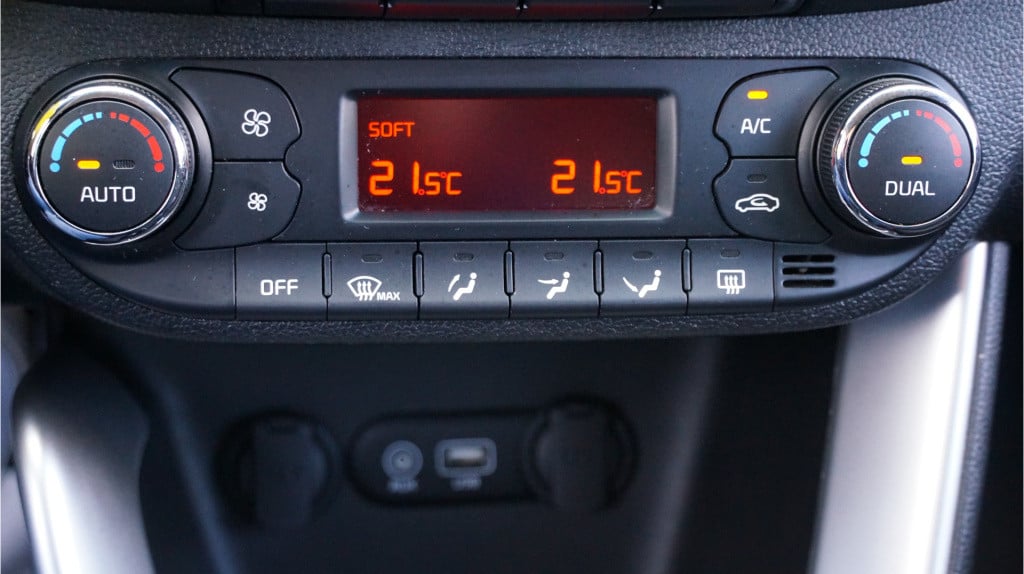 Kia Cee'd sportswagon 1.0 t-gdi comfortplusline navigator rijklaar incl gar