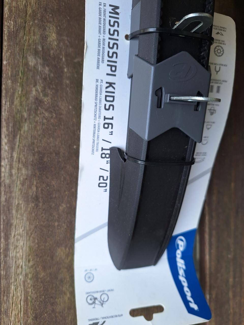 Spatlappen voor en achter. Kinderfiets