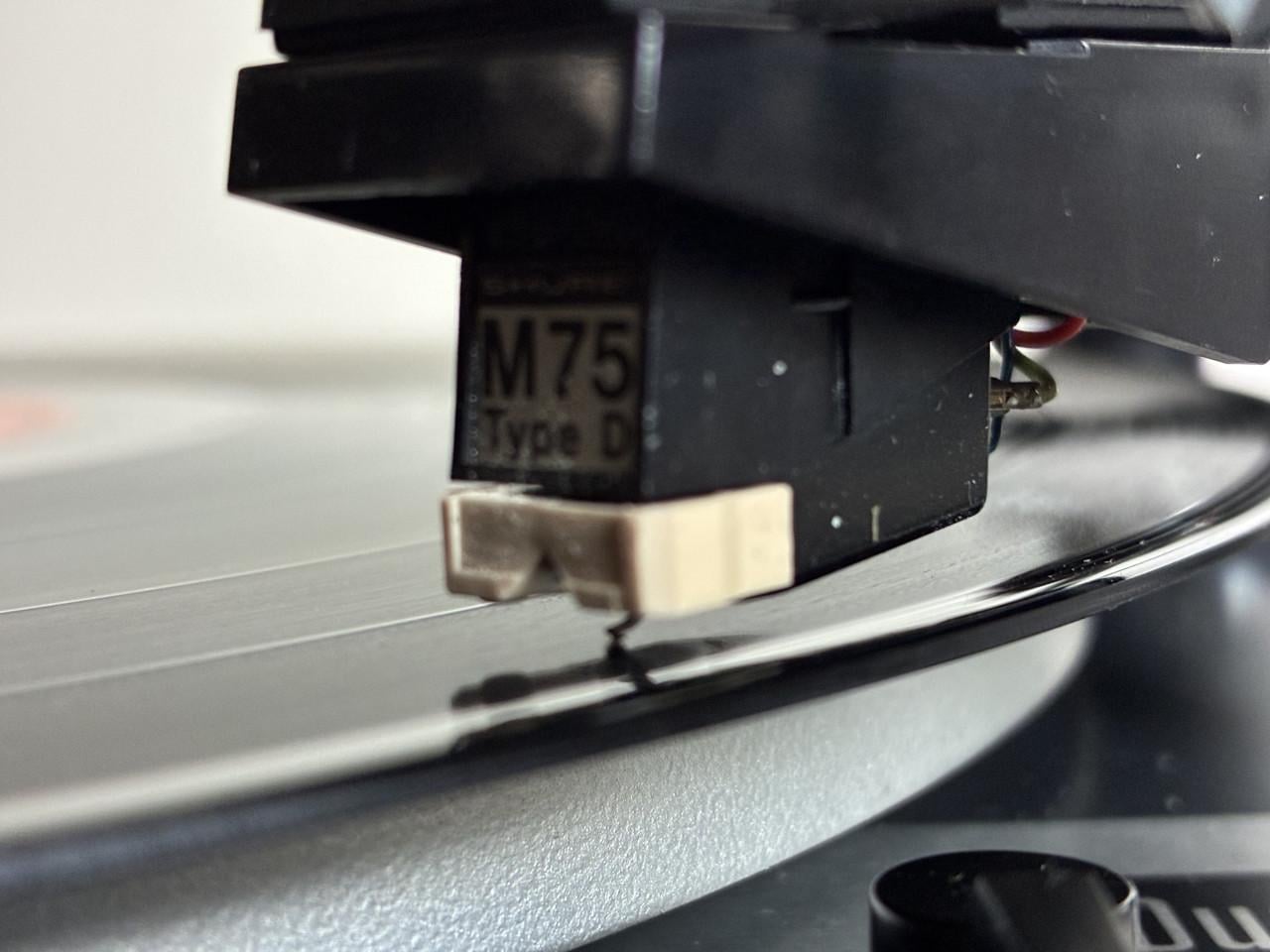 Dual 1214 volautomatische speler in zeer goede staat.