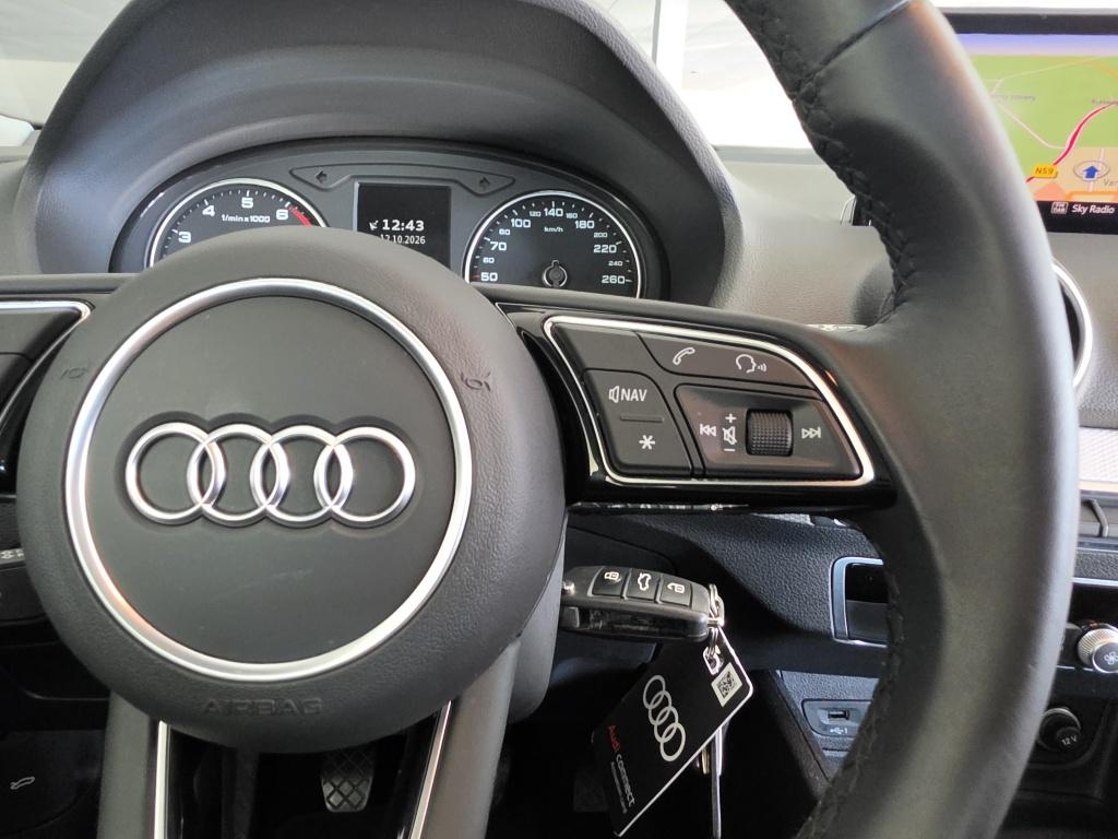 Audi Q2 30 tfsi pro line navi | airco | cruise | trekhaak | 18 inch