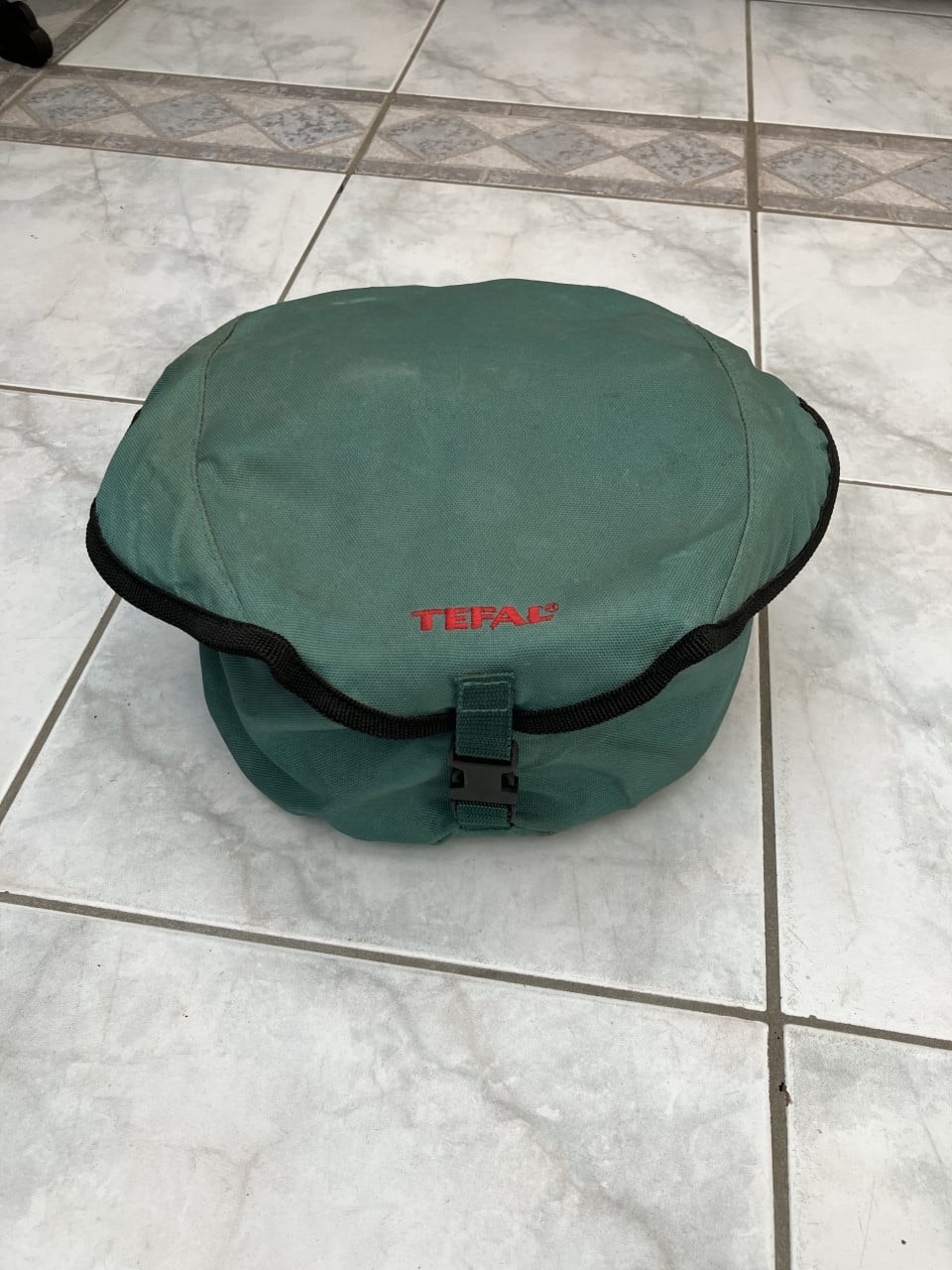 Grote Tefal campingpannen set.