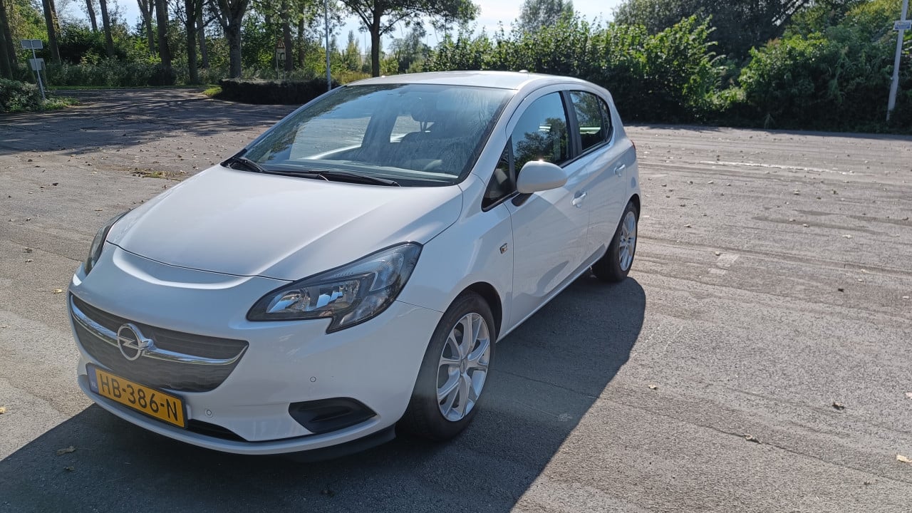 Opel Corsa 1.0 met o.a. Cruise Control