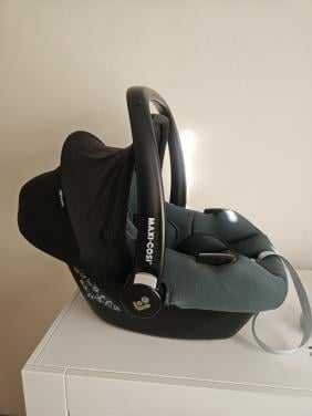 Maxi cosi cabriofix  i-size
