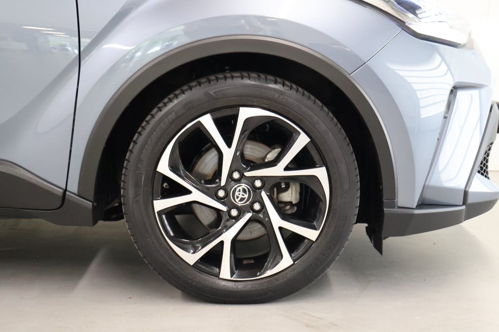 Toyota C-hr 1.8 hybrid dynamic | trekhaak
