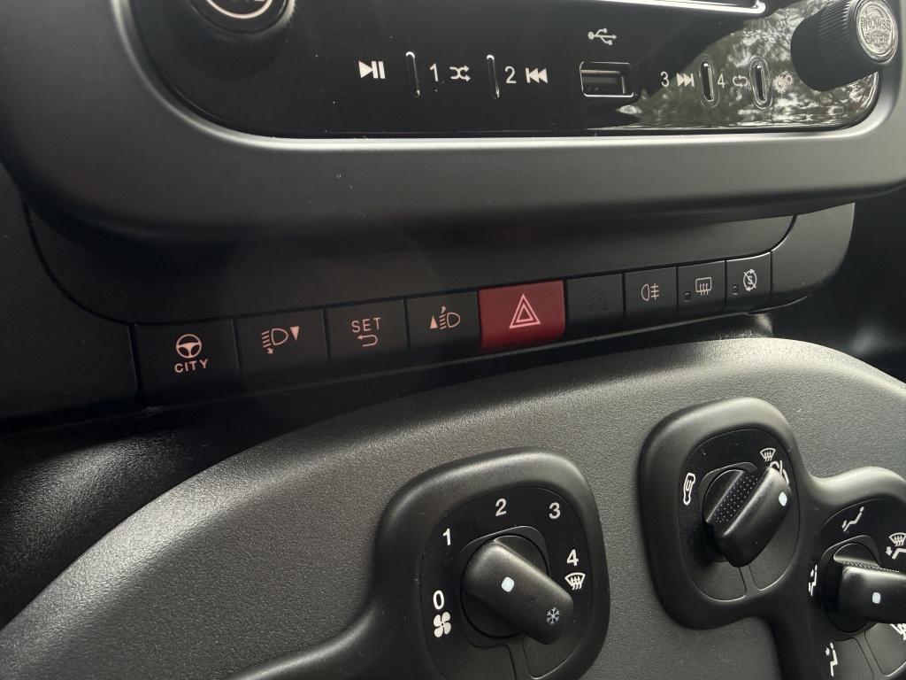 Fiat Panda 1.0 hybrid city life