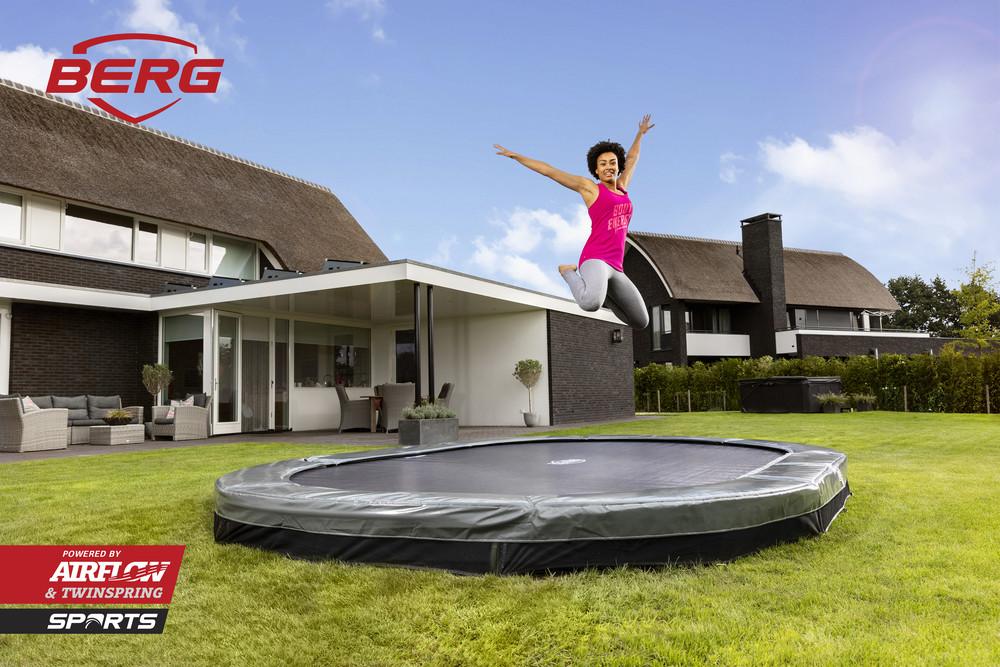 Trampolines en Playbase toestel van Berg