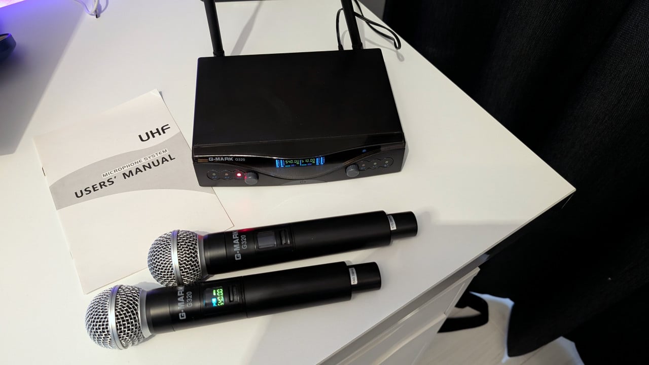Te koop draadloze microfoonset G-Mark G320