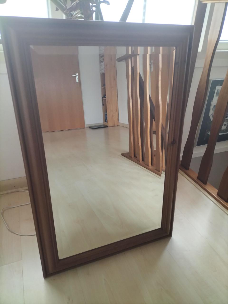 Mooie facet geslepen spiegel