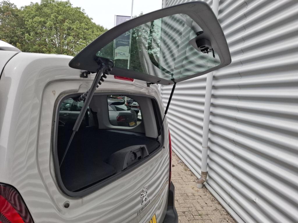 Peugeot Rifter mpv 110 allure navi/cam